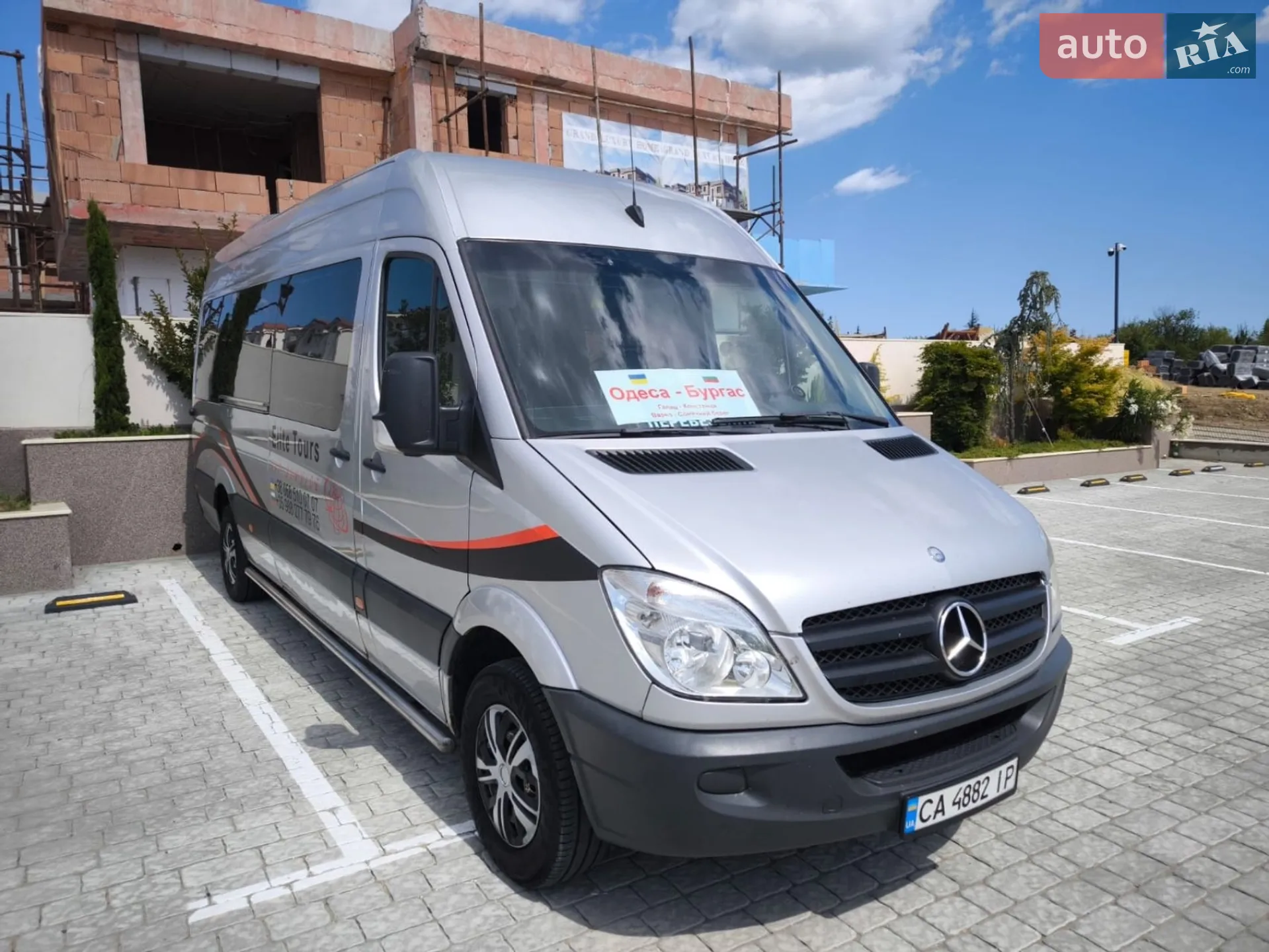 2010 Mercedes-Benz Sprinter - мініатюра 2