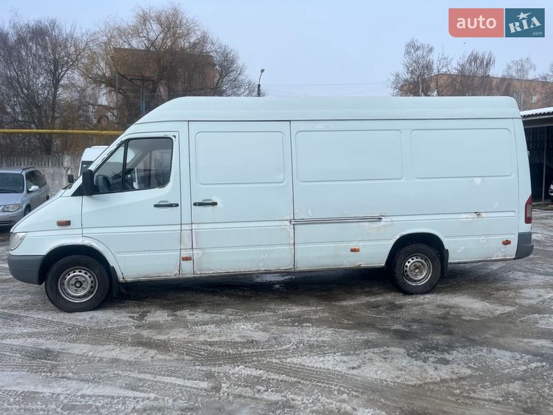 Грузовой фургон Mercedes-Benz Sprinter 2005 в Нежине