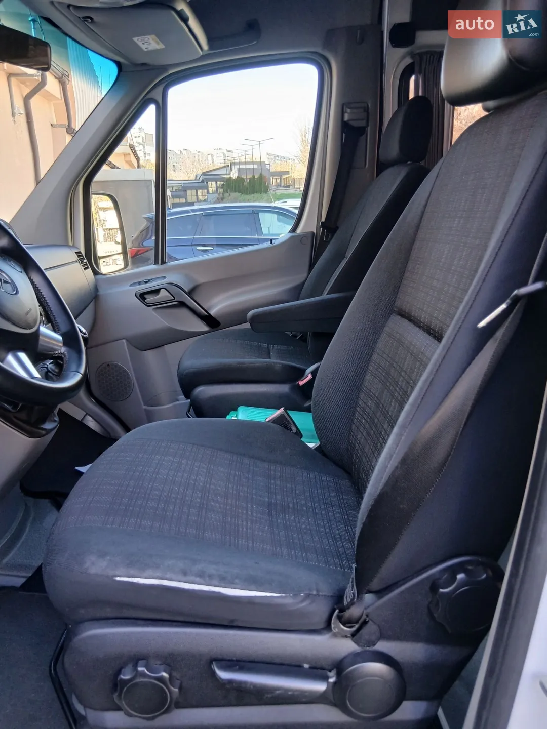 2016 Mercedes-Benz Sprinter - мініатюра 30