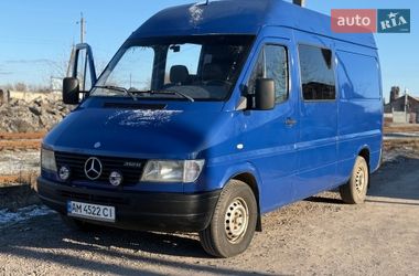 Вантажопасажирський фургон Mercedes-Benz Sprinter 1998 в Коростишеві