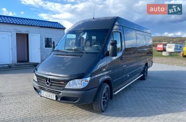 Грузопассажирский фургон Mercedes-Benz Sprinter 2002 в Черновцах