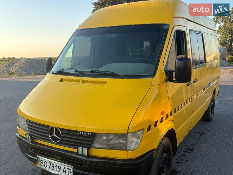 Грузовой фургон Mercedes-Benz Sprinter 1998 в Путиле