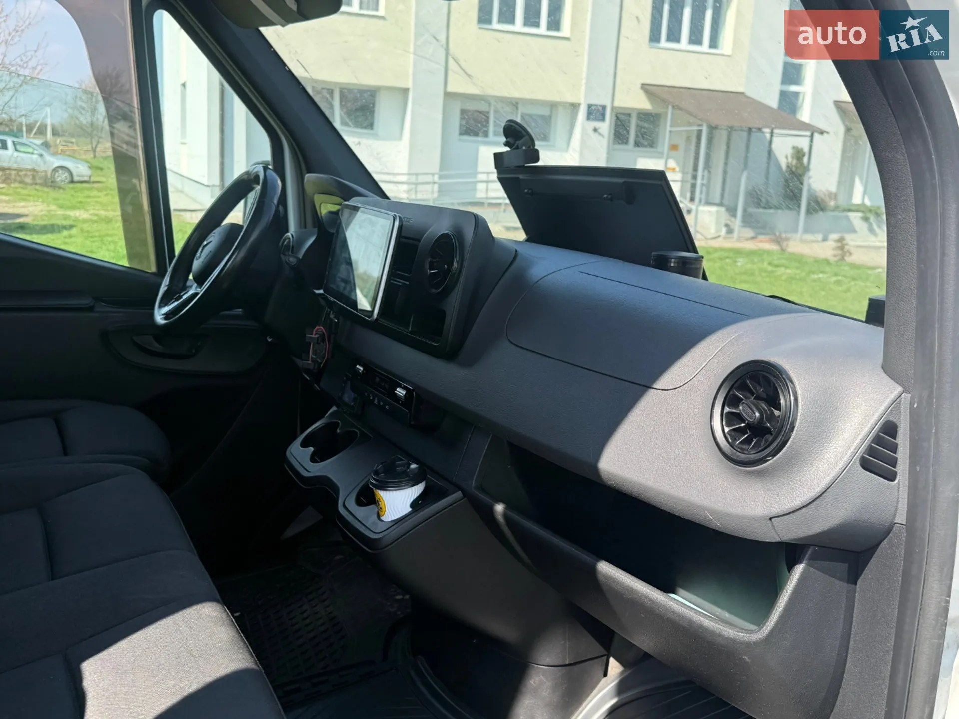 2020 Mercedes-Benz Sprinter - мініатюра 11