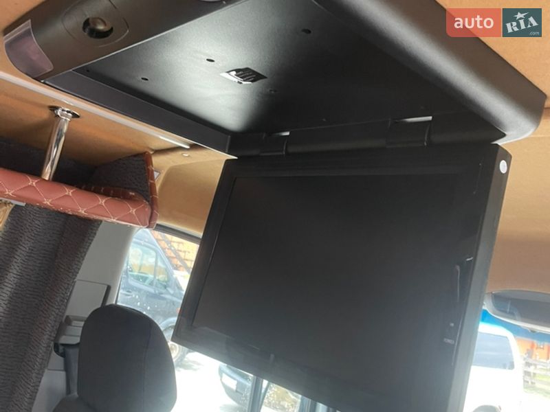 Седан Mercedes-Benz Sprinter 2015 в Ужгороде