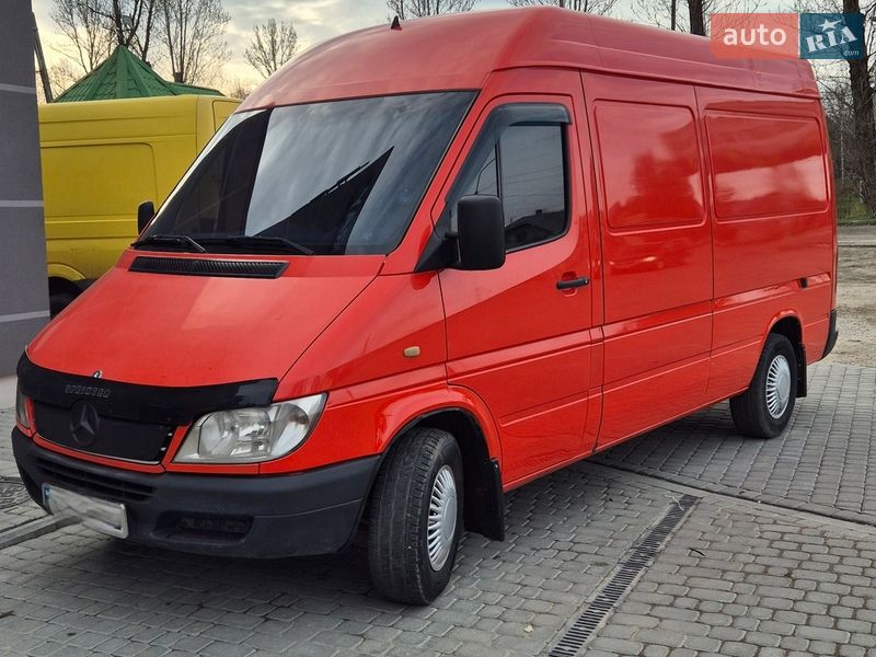 Грузовой фургон Mercedes-Benz Sprinter 2005 в Надворной