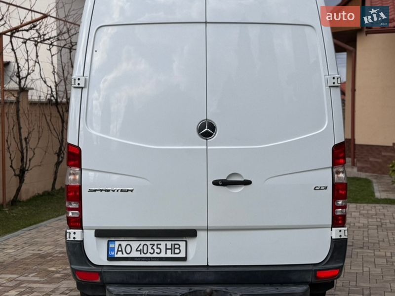 Грузовой фургон Mercedes-Benz Sprinter 2015 в Виноградове