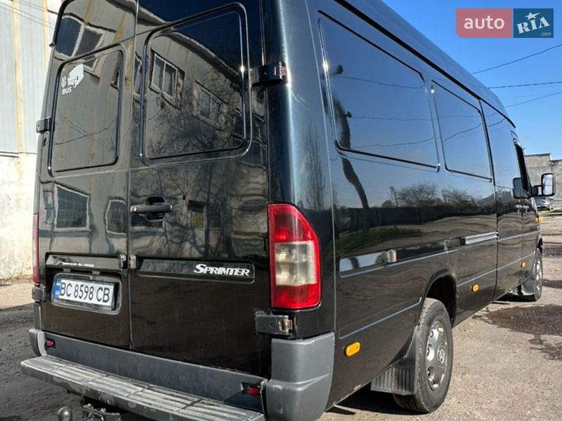 Грузопассажирский фургон Mercedes-Benz Sprinter 2004 в Шептицькому фото 7 Грузопассажирский фургон Mercedes-Benz Sprinter 2004 в Шептицькому