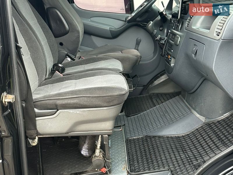 Грузопассажирский фургон Mercedes-Benz Sprinter 2004 в Шептицькому фото 11 Грузопассажирский фургон Mercedes-Benz Sprinter 2004 в Шептицькому