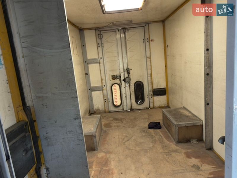 Грузовой фургон Mercedes-Benz Sprinter 2005 в Каменец-Подольском