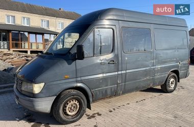 Грузовой фургон Mercedes-Benz Sprinter 1998 в Городке