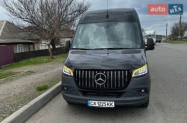 Вантажний фургон Mercedes-Benz Sprinter 2019 в Смілі