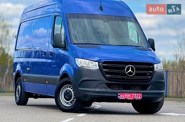 Вантажний фургон Mercedes-Benz Sprinter 2021 в Трускавці