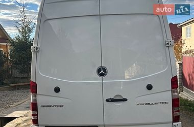 Микроавтобус Mercedes-Benz Sprinter 2014 в Сваляве