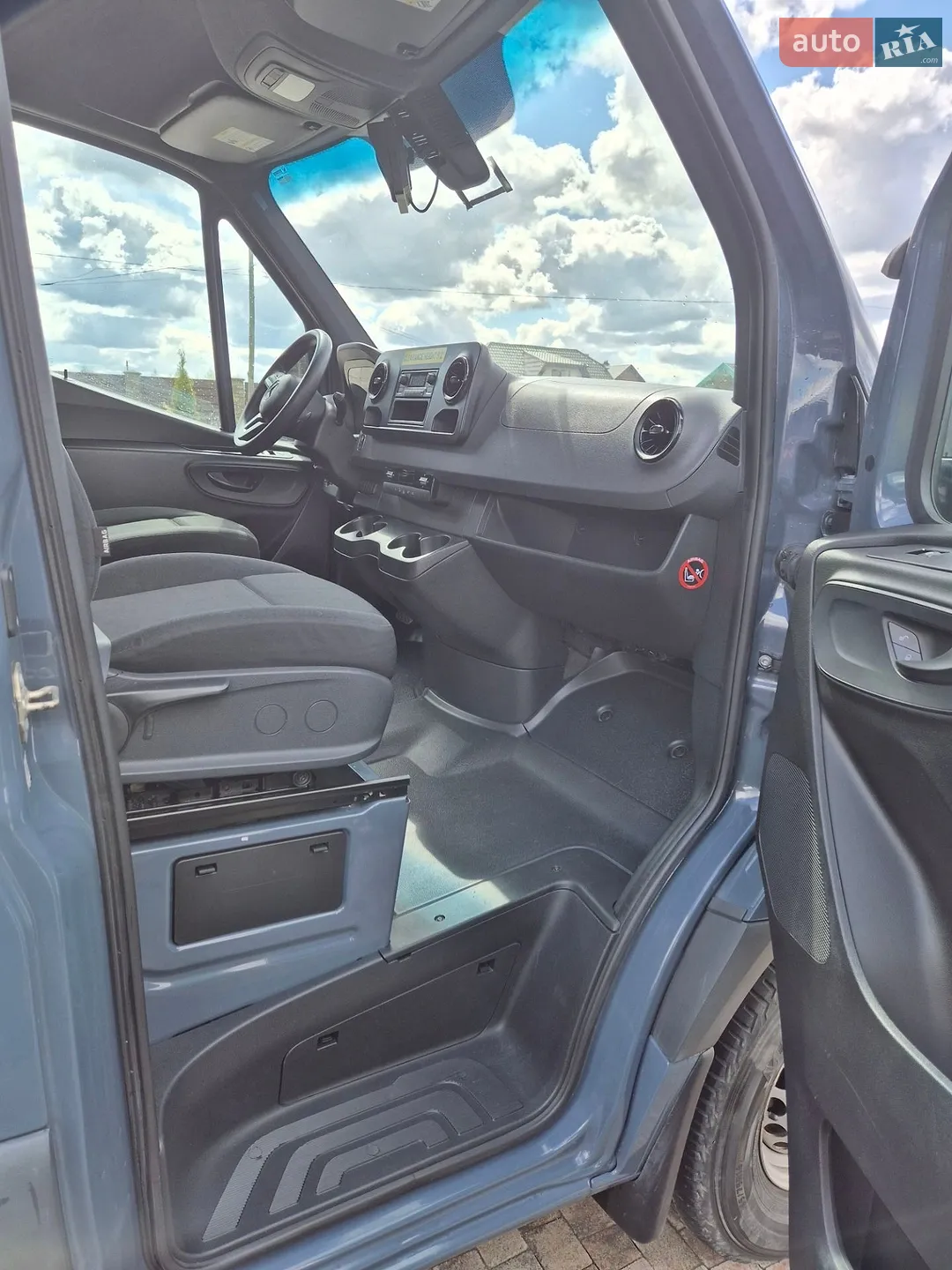 2019 Mercedes-Benz Sprinter - мініатюра 16