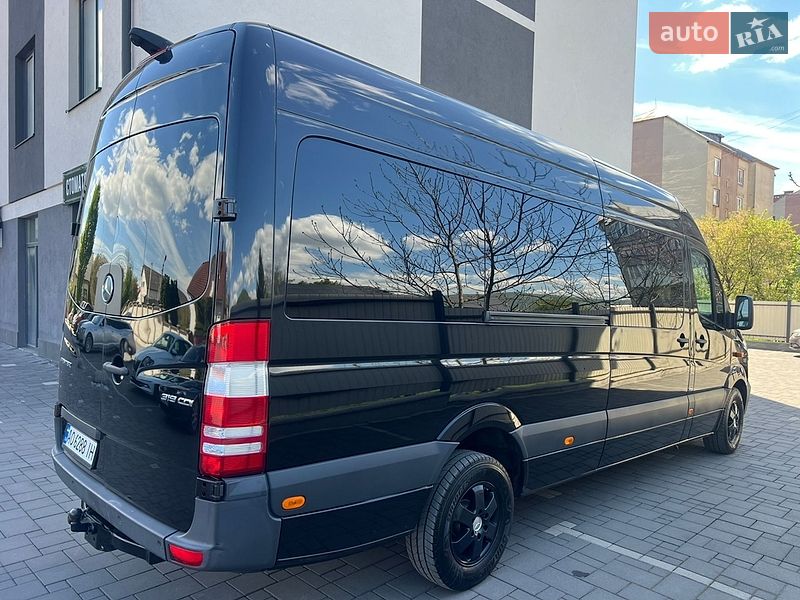 Микроавтобус Mercedes-Benz Sprinter 2017 в Сваляве