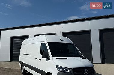 Вантажний фургон Mercedes-Benz Sprinter 2021 в Хмільнику