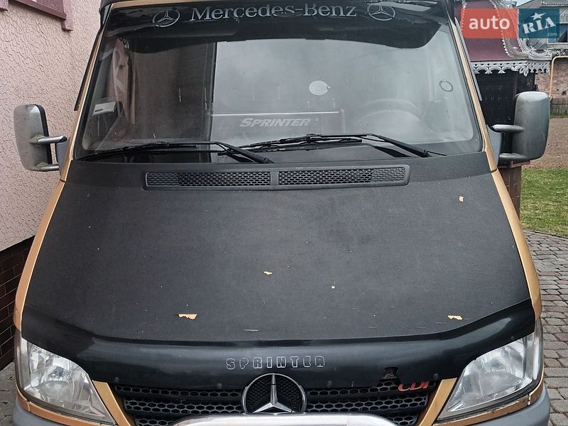 Mercedes-Benz Sprinter 2004