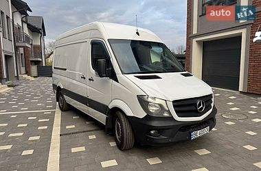Грузовой фургон Mercedes-Benz Sprinter 2015 в Черновцах