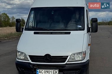 Грузовой фургон Mercedes-Benz Sprinter 2003 в Любешове