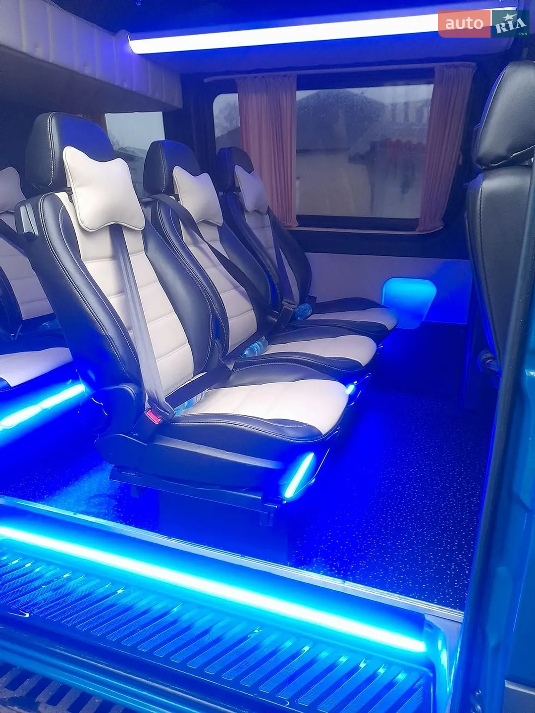 2011 Mercedes-Benz Sprinter - мініатюра 3