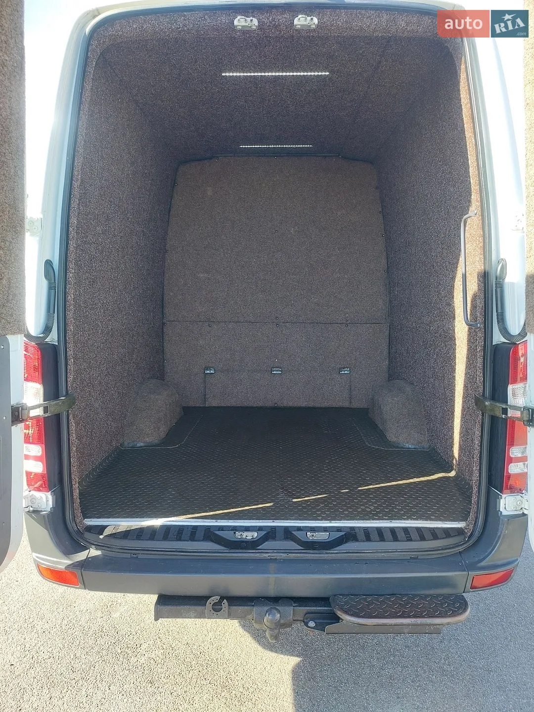 2011 Mercedes-Benz Sprinter - мініатюра 18