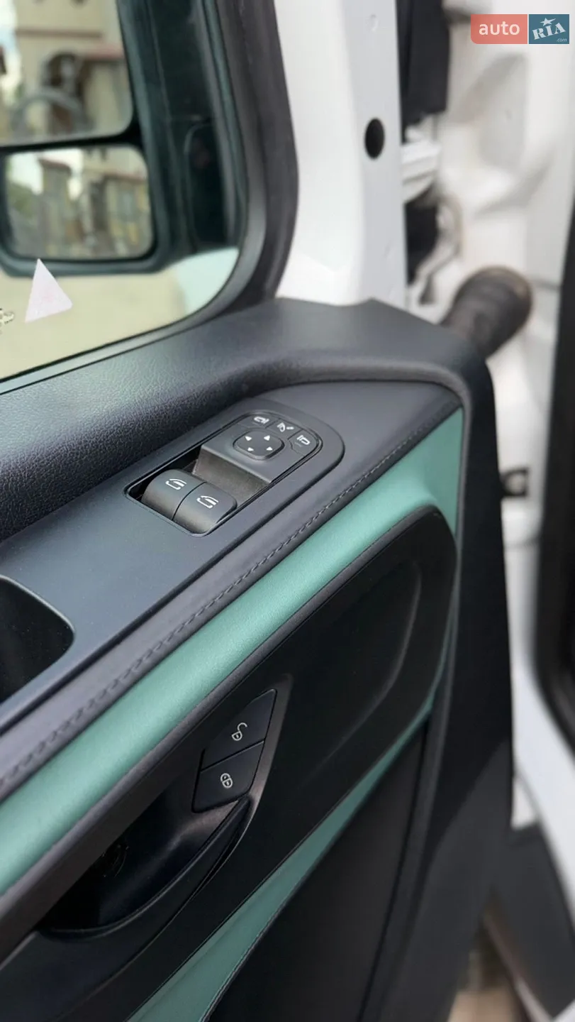 2021 Mercedes-Benz Sprinter - мініатюра 23