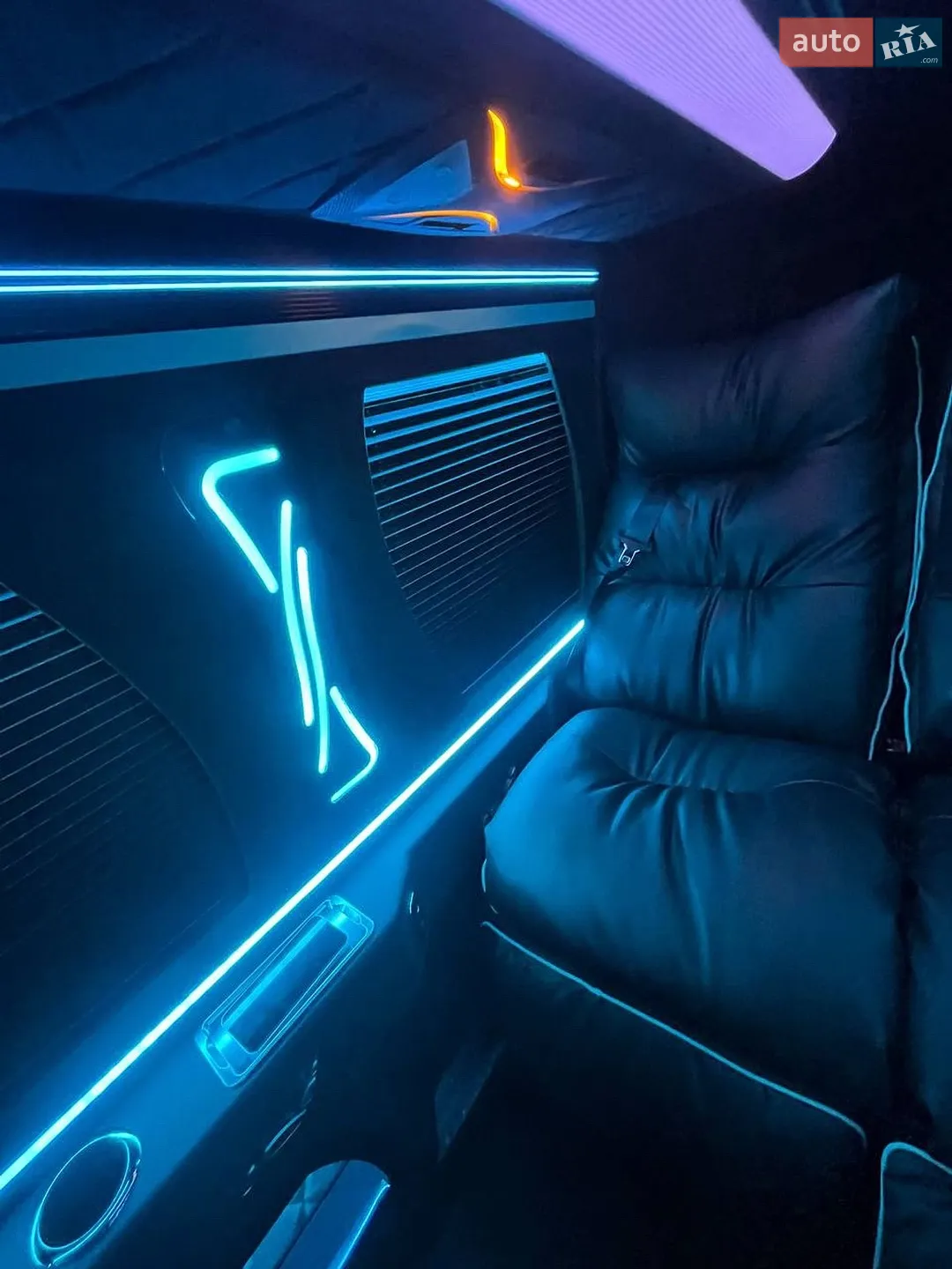 2021 Mercedes-Benz Sprinter - мініатюра 35