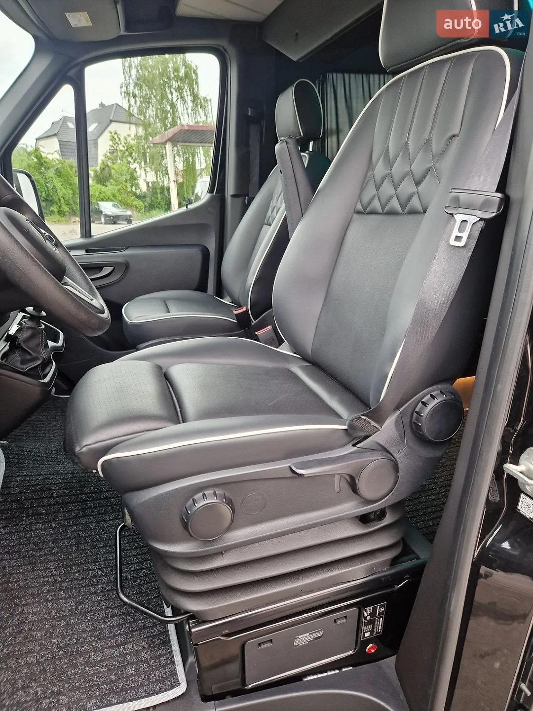 2021 Mercedes-Benz Sprinter - мініатюра 17
