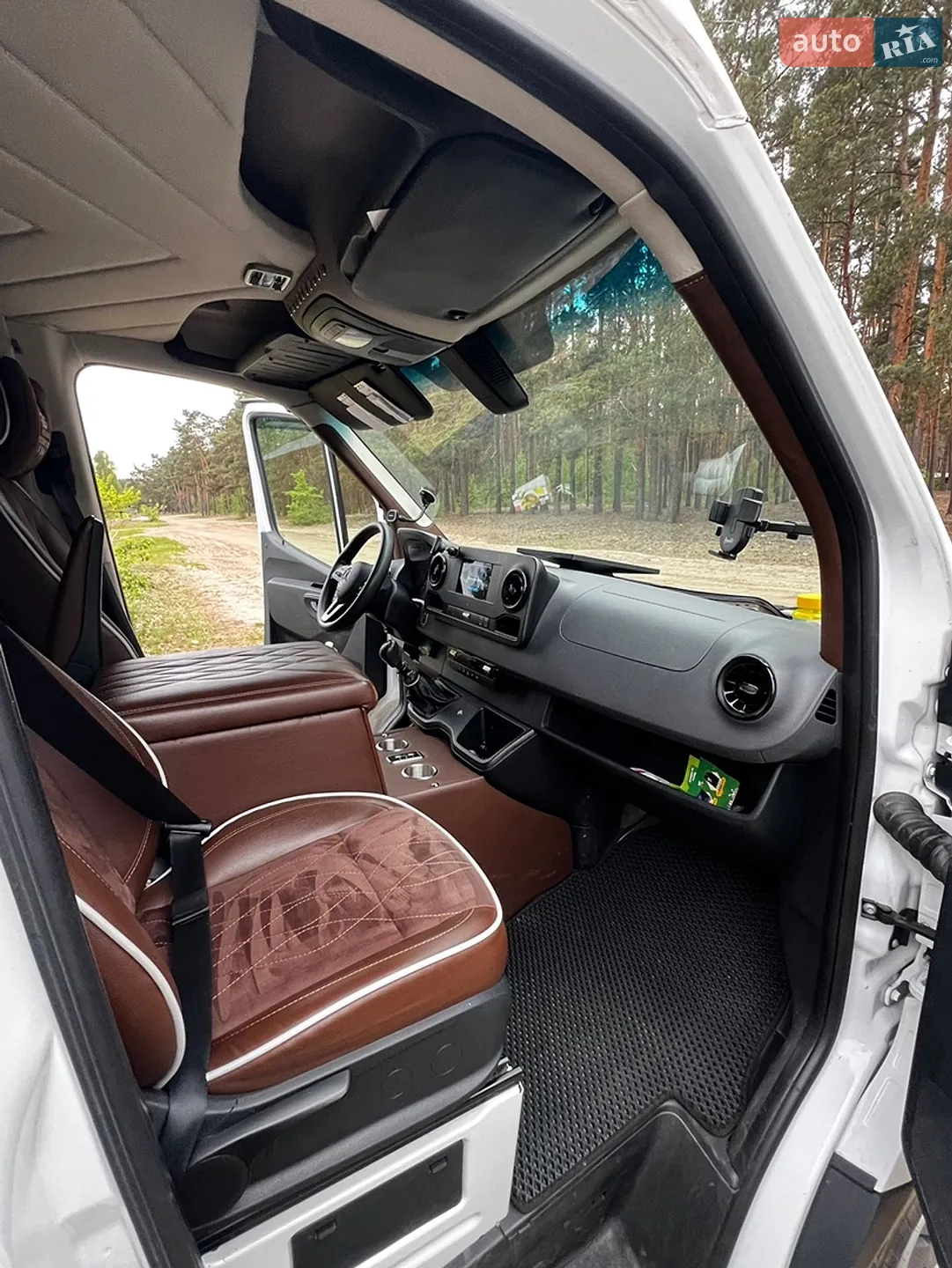 2020 Mercedes-Benz Sprinter - мініатюра 20