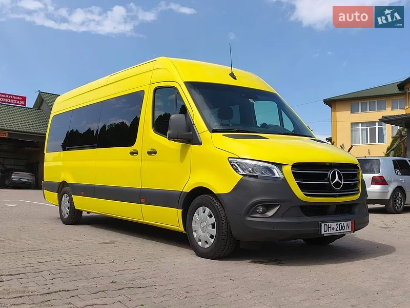 Mercedes-Benz Sprinter