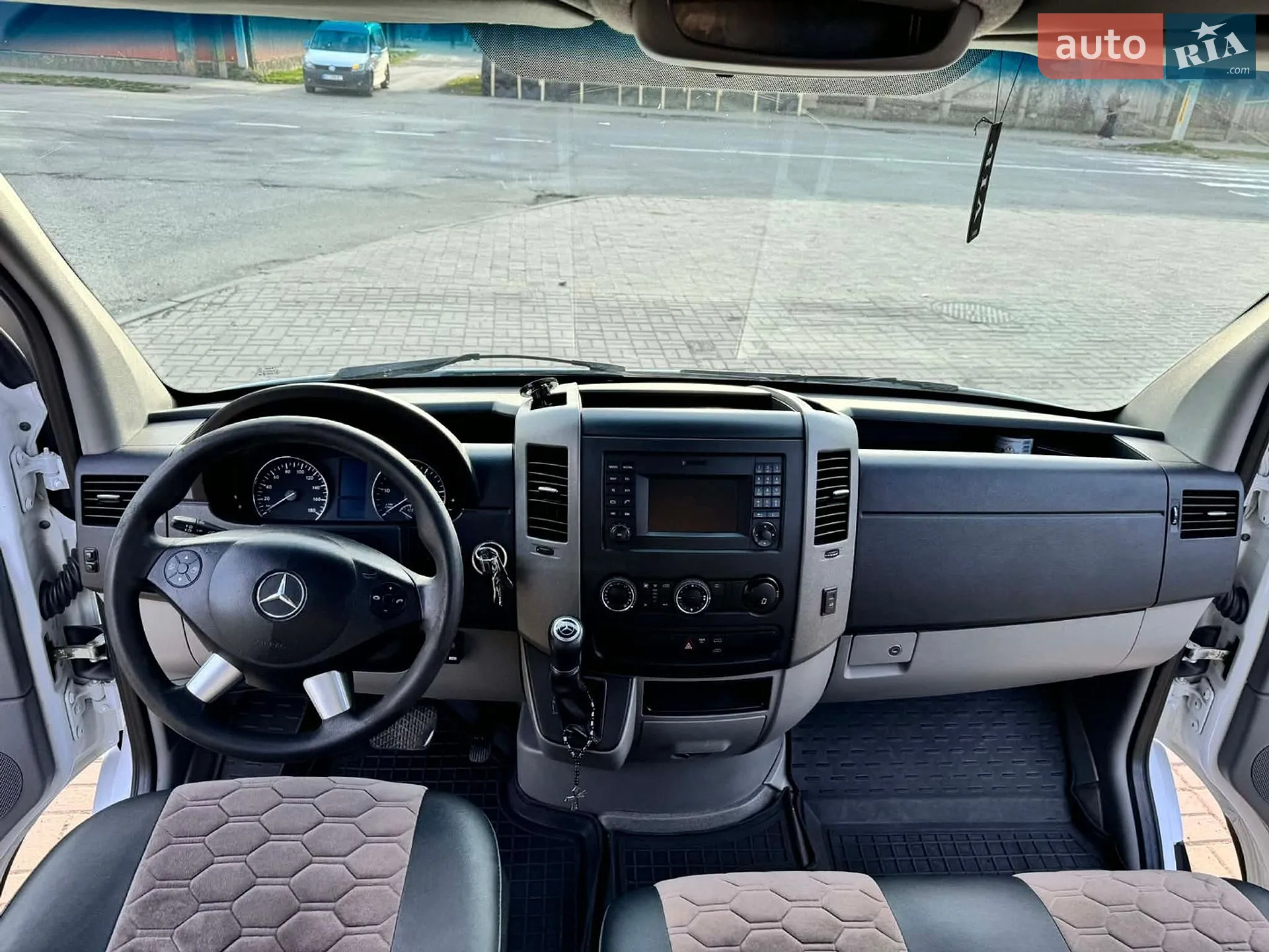 2019 Toyota Land Cruiser - мініатюра 23
