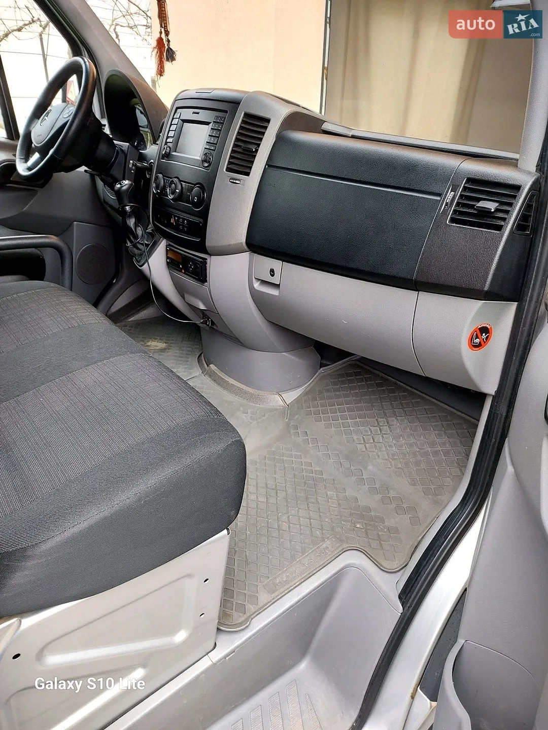 2017 Mercedes-Benz Sprinter - мініатюра 12