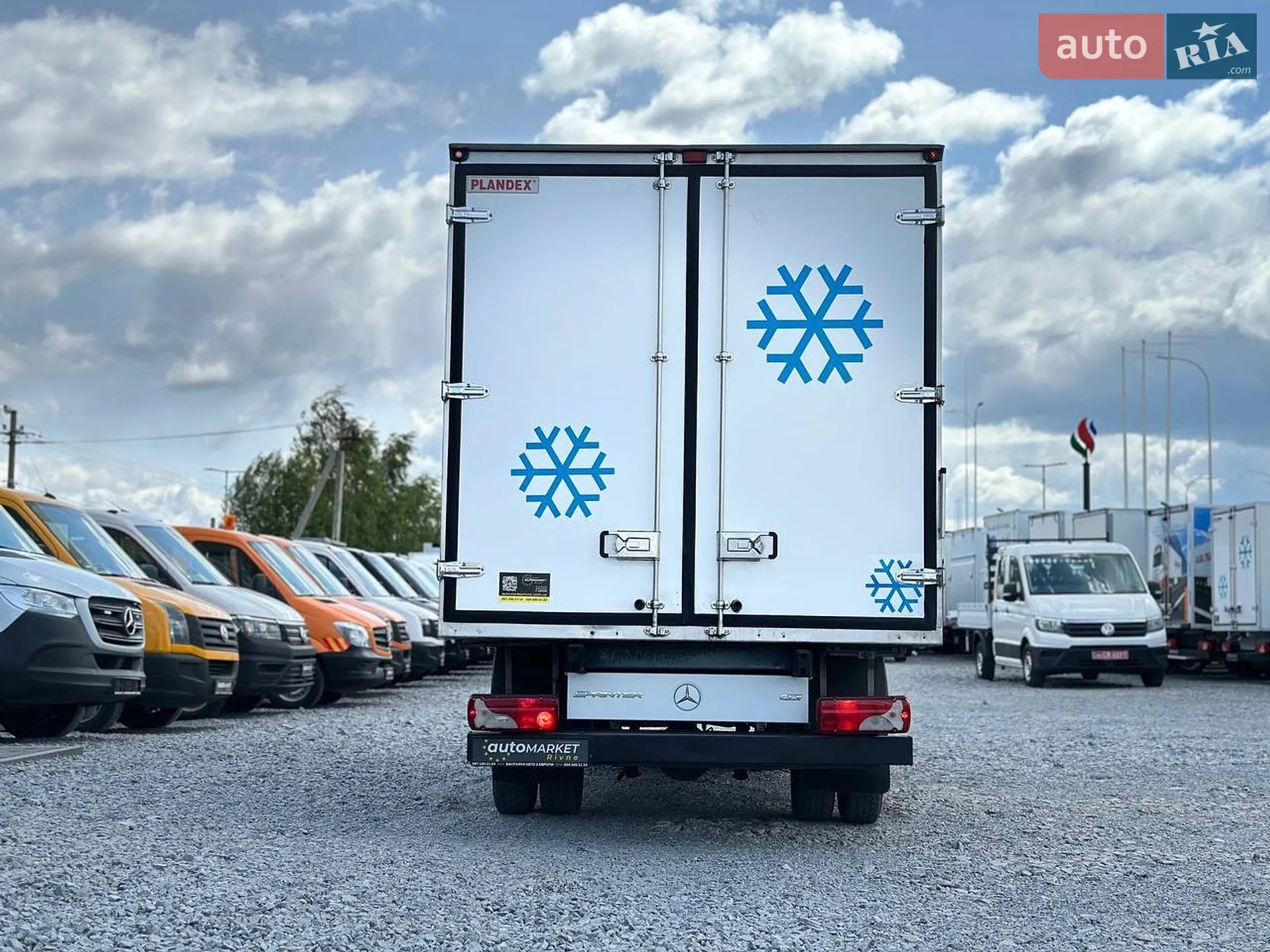 2019 Mercedes-Benz Sprinter - мініатюра 14