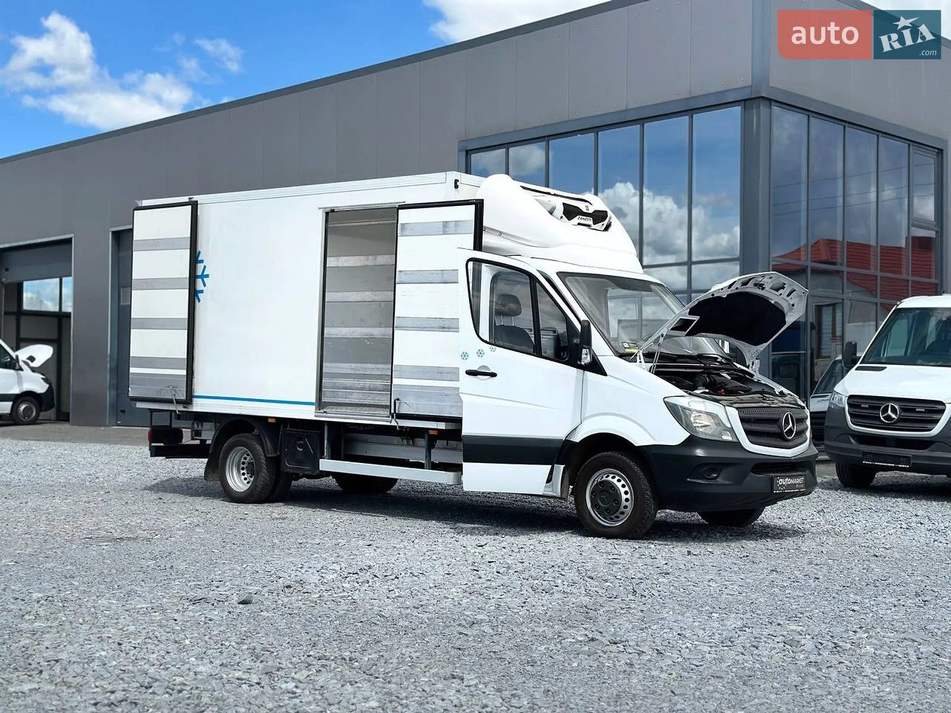 2019 Mercedes-Benz Sprinter - мініатюра 19