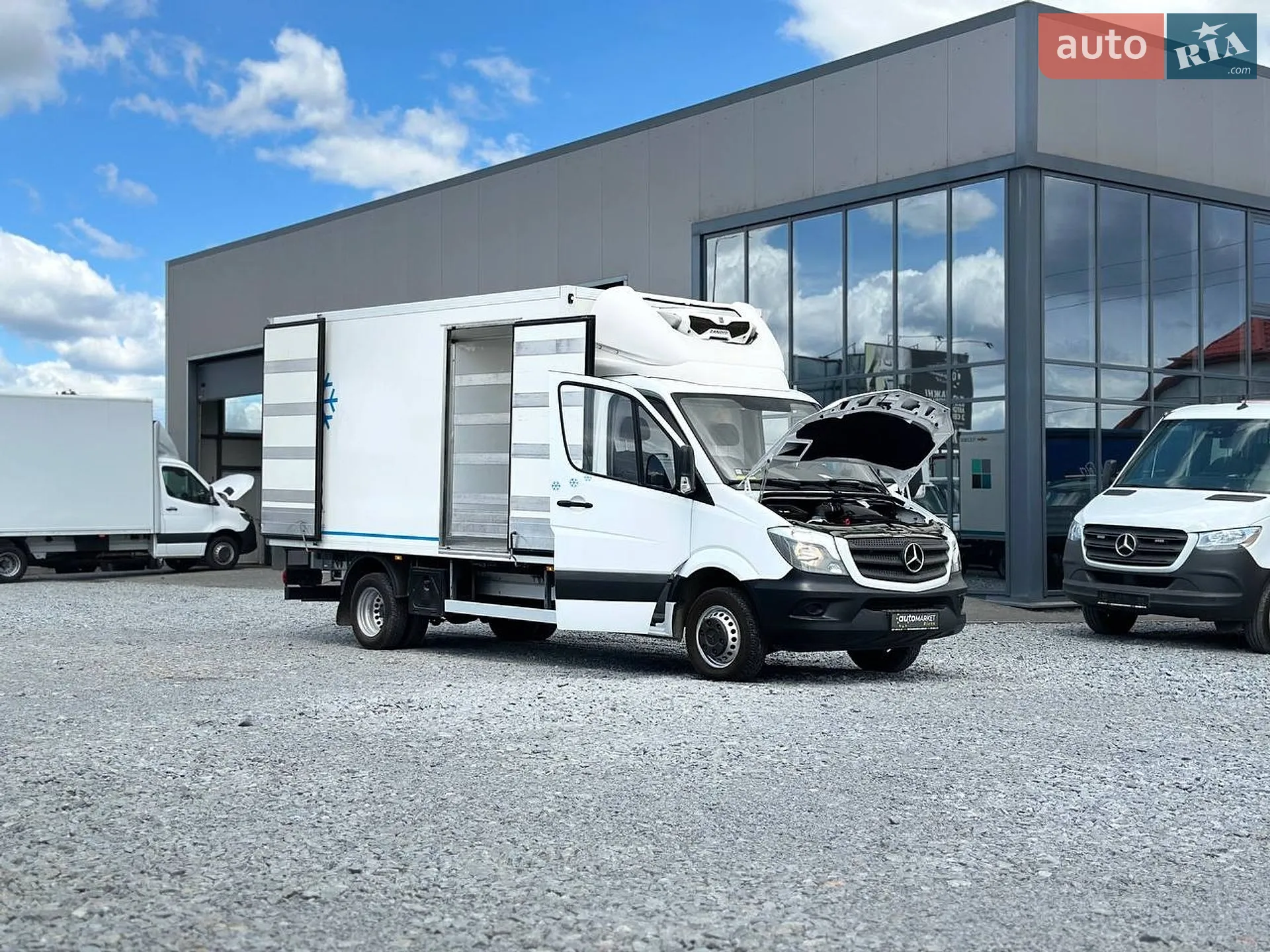 2019 Mercedes-Benz Sprinter - мініатюра 21