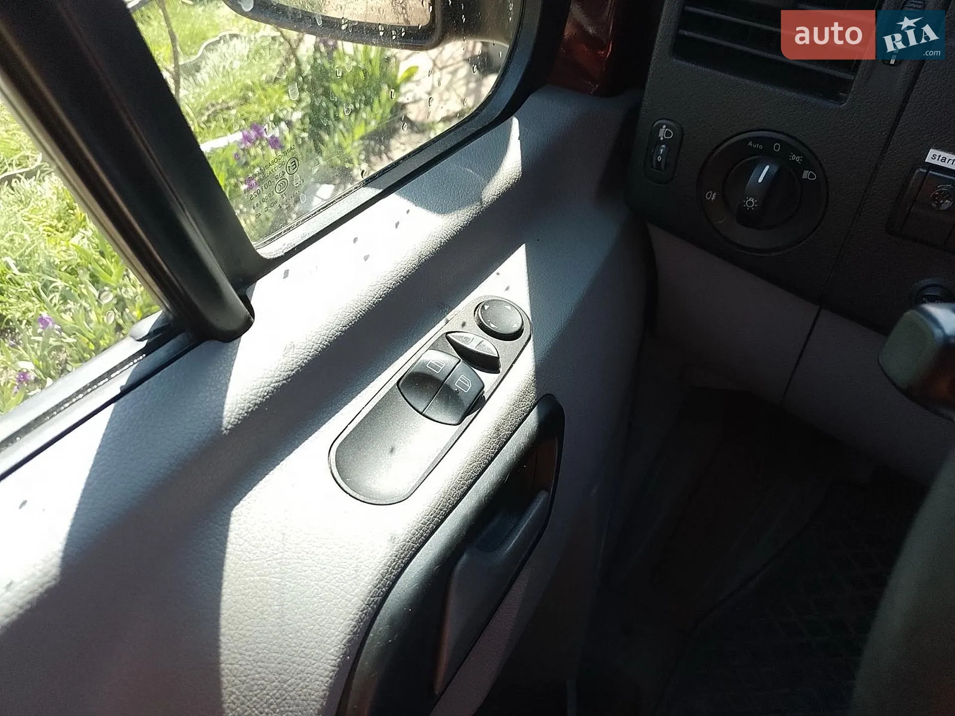 2012 Mercedes-Benz Sprinter - мініатюра 10