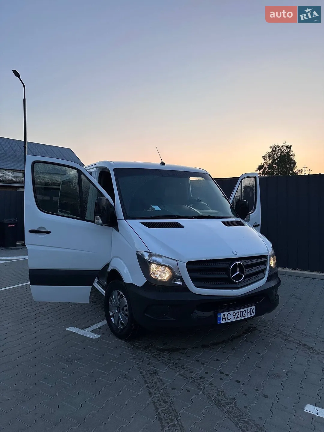 2014 Mercedes-Benz Sprinter - фото 1