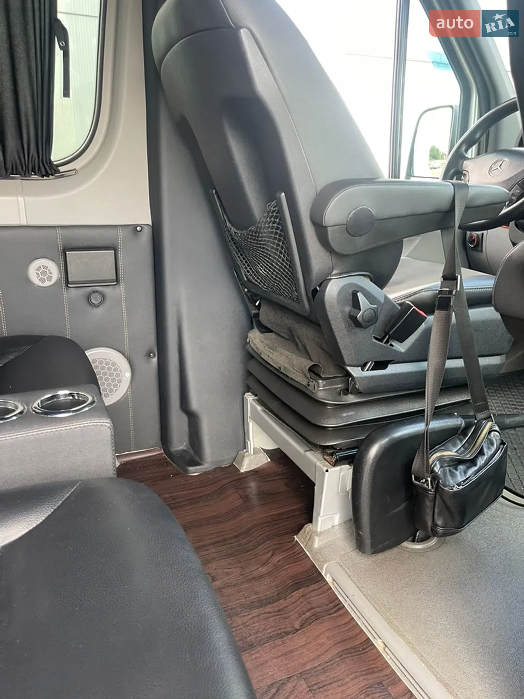 2011 Mercedes-Benz Sprinter - мініатюра 11