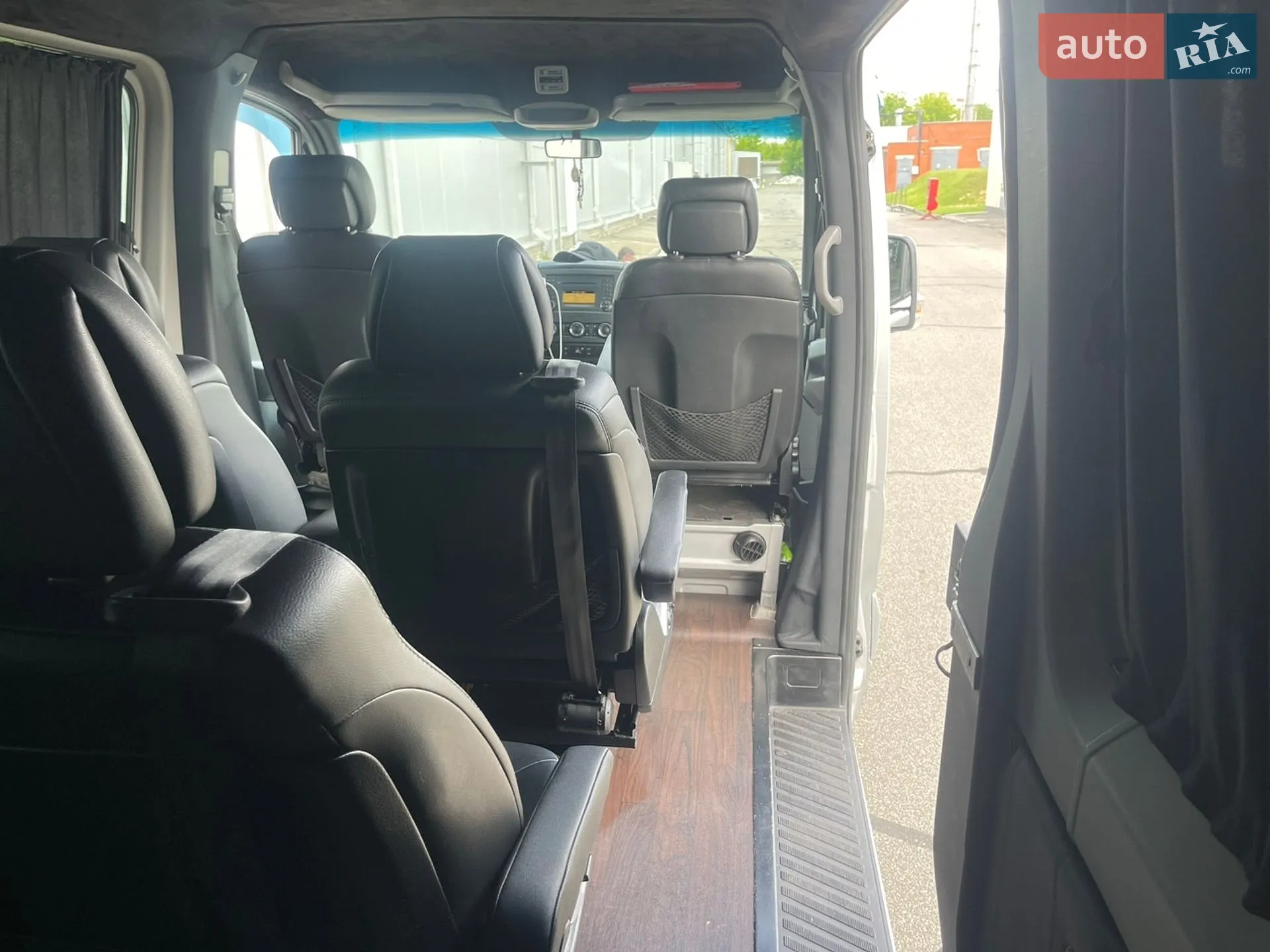 2011 Mercedes-Benz Sprinter - мініатюра 24