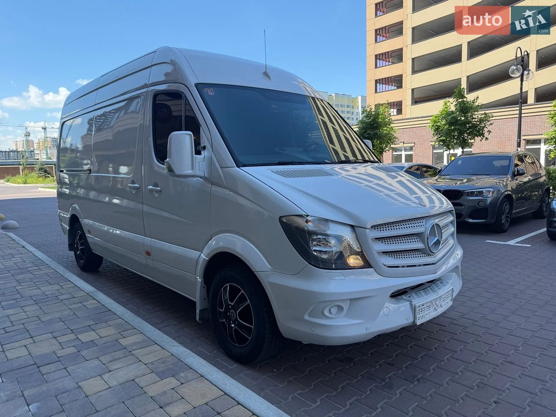 2015 Mercedes-Benz Sprinter - мініатюра 17