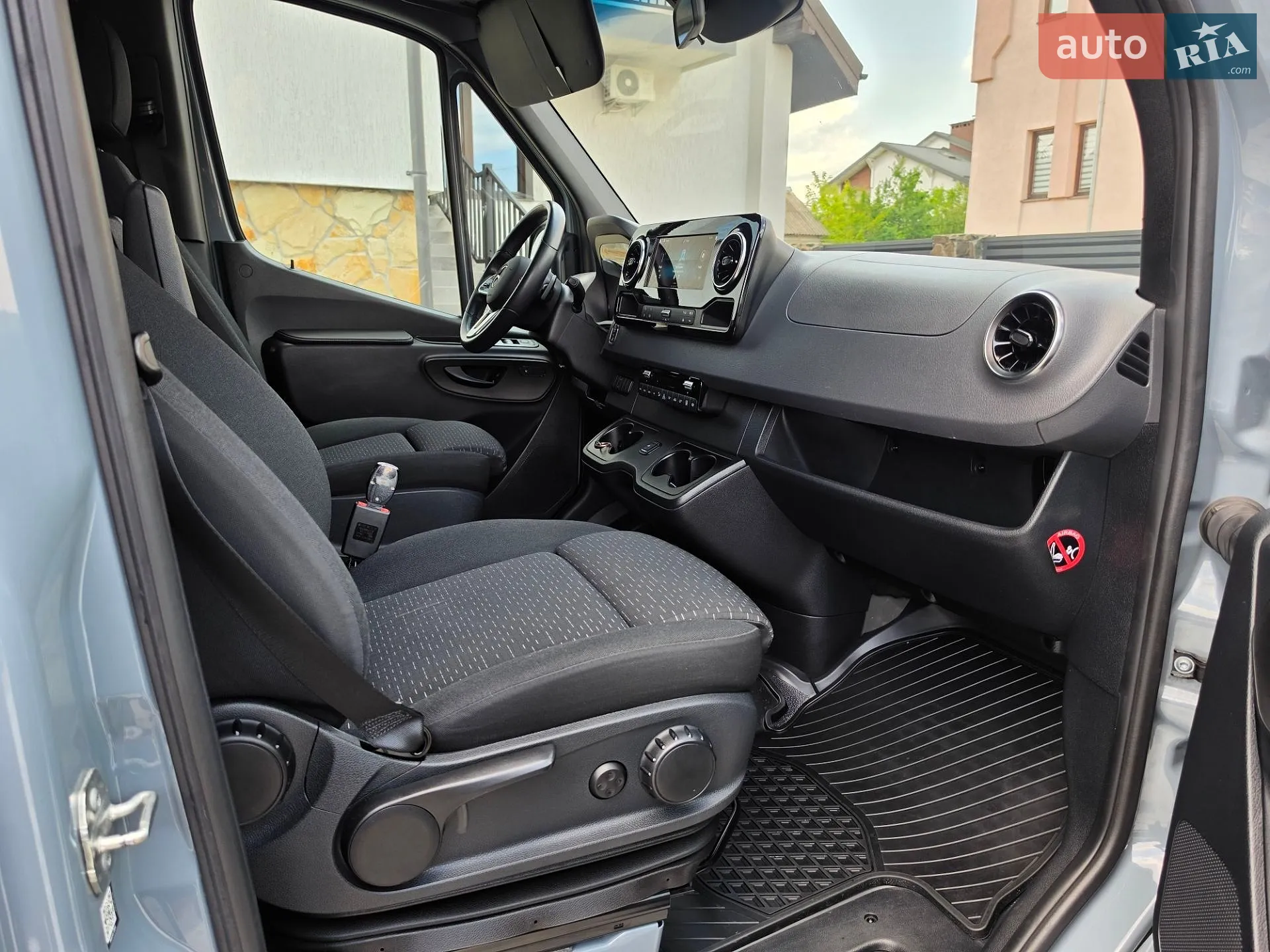 2024 Mercedes-Benz Sprinter - мініатюра 32