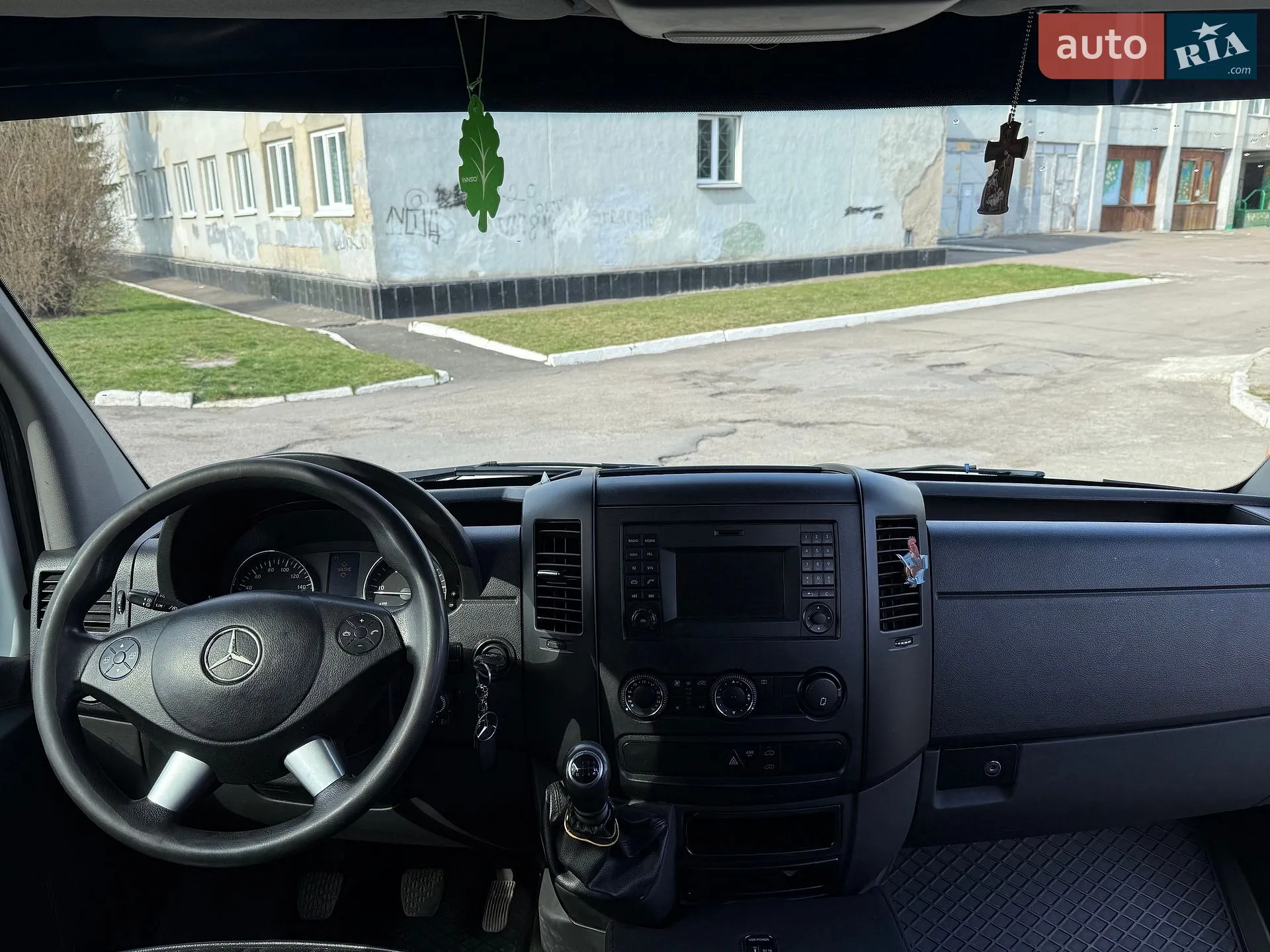 2017 Mercedes-Benz Sprinter - мініатюра 16