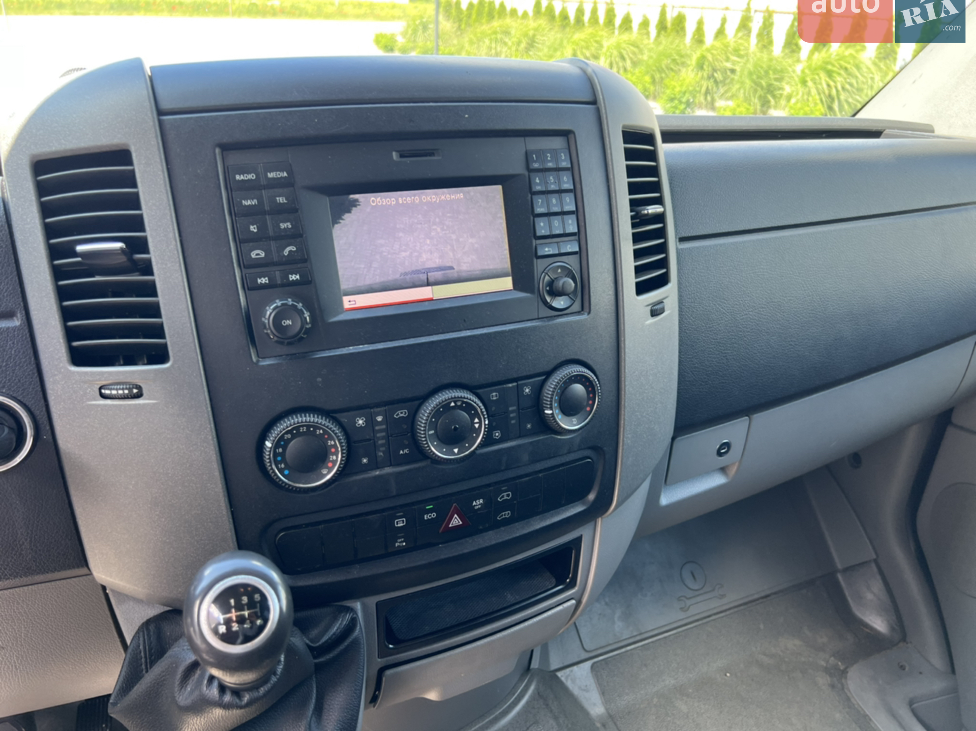 2015 Mercedes-Benz Sprinter - мініатюра 26