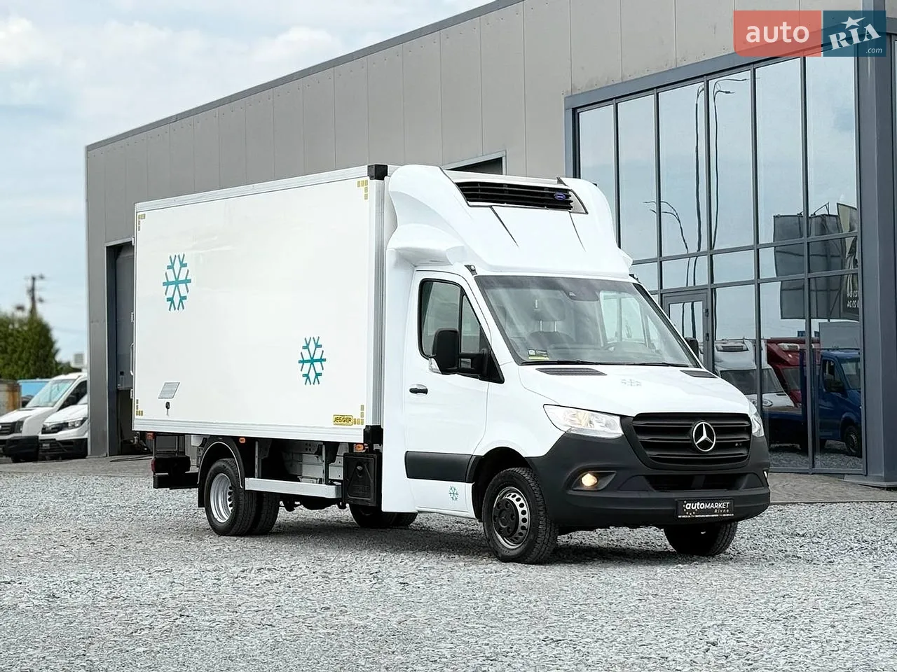 2020 Mercedes-Benz Sprinter - мініатюра 42