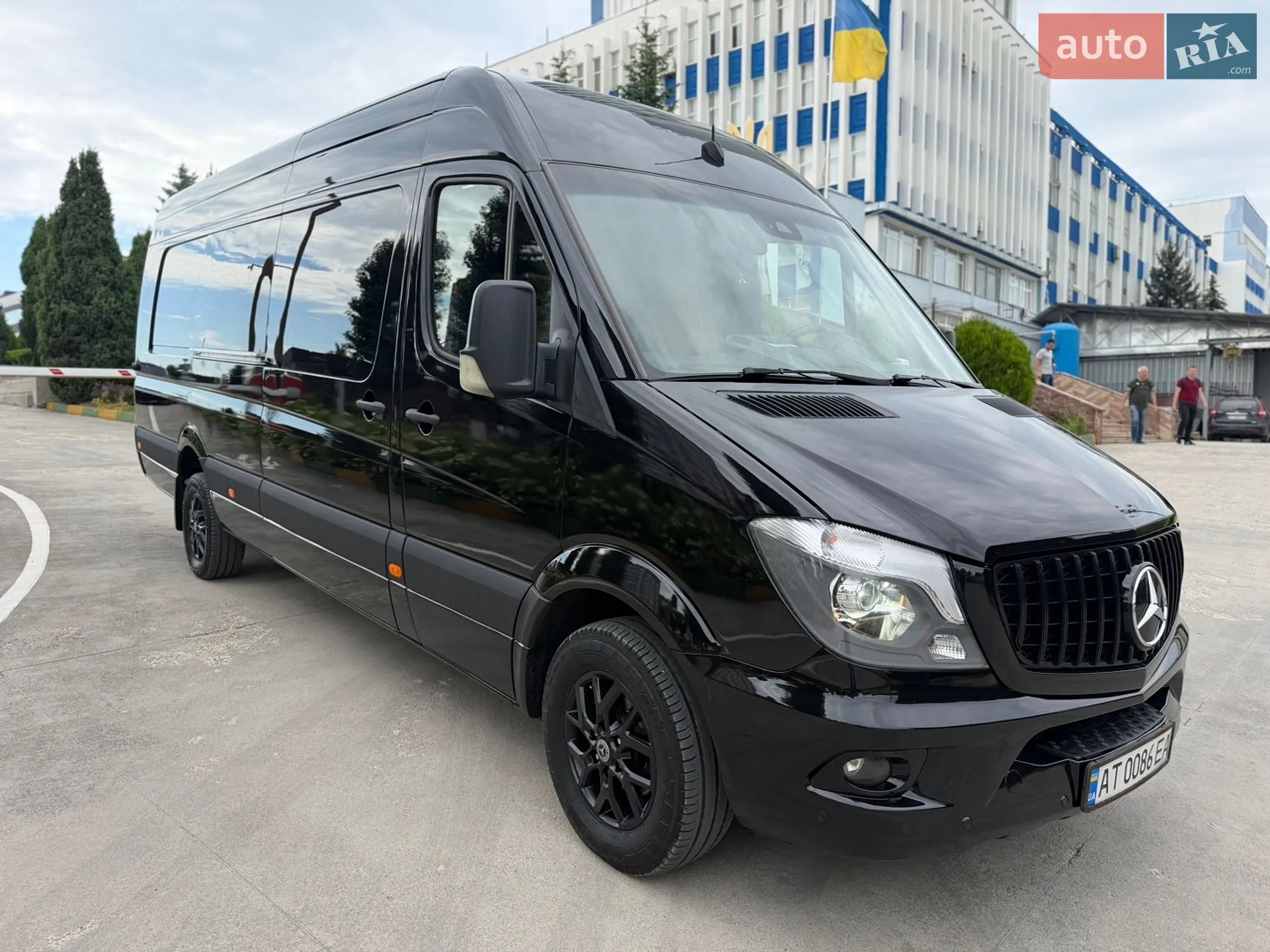 2015 Mercedes-Benz Sprinter - мініатюра 2