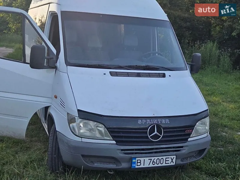 Mercedes-Benz Sprinter 2000