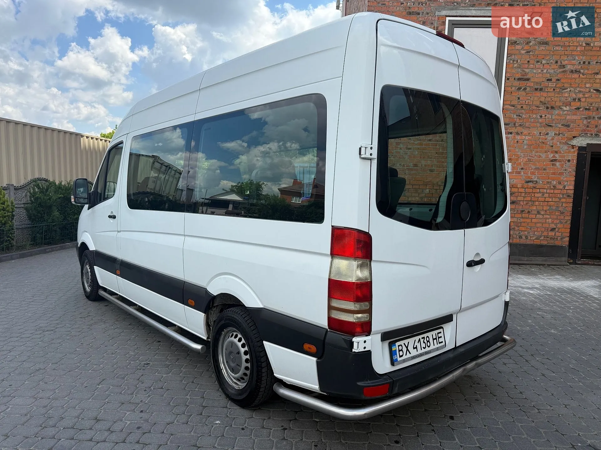 2010 Mercedes-Benz Sprinter - мініатюра 10