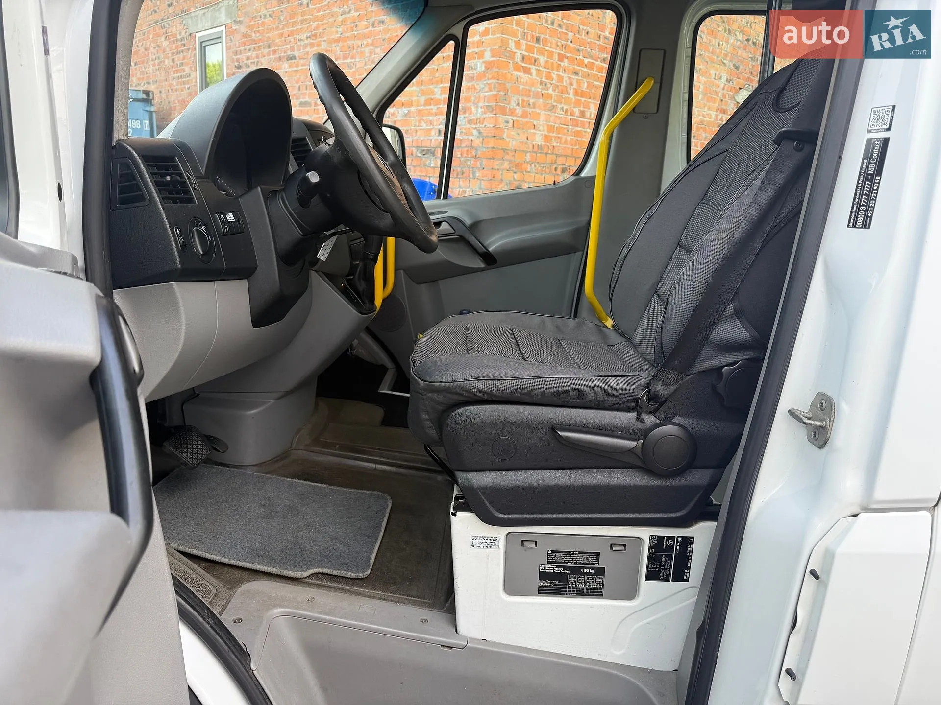 2010 Mercedes-Benz Sprinter - мініатюра 14
