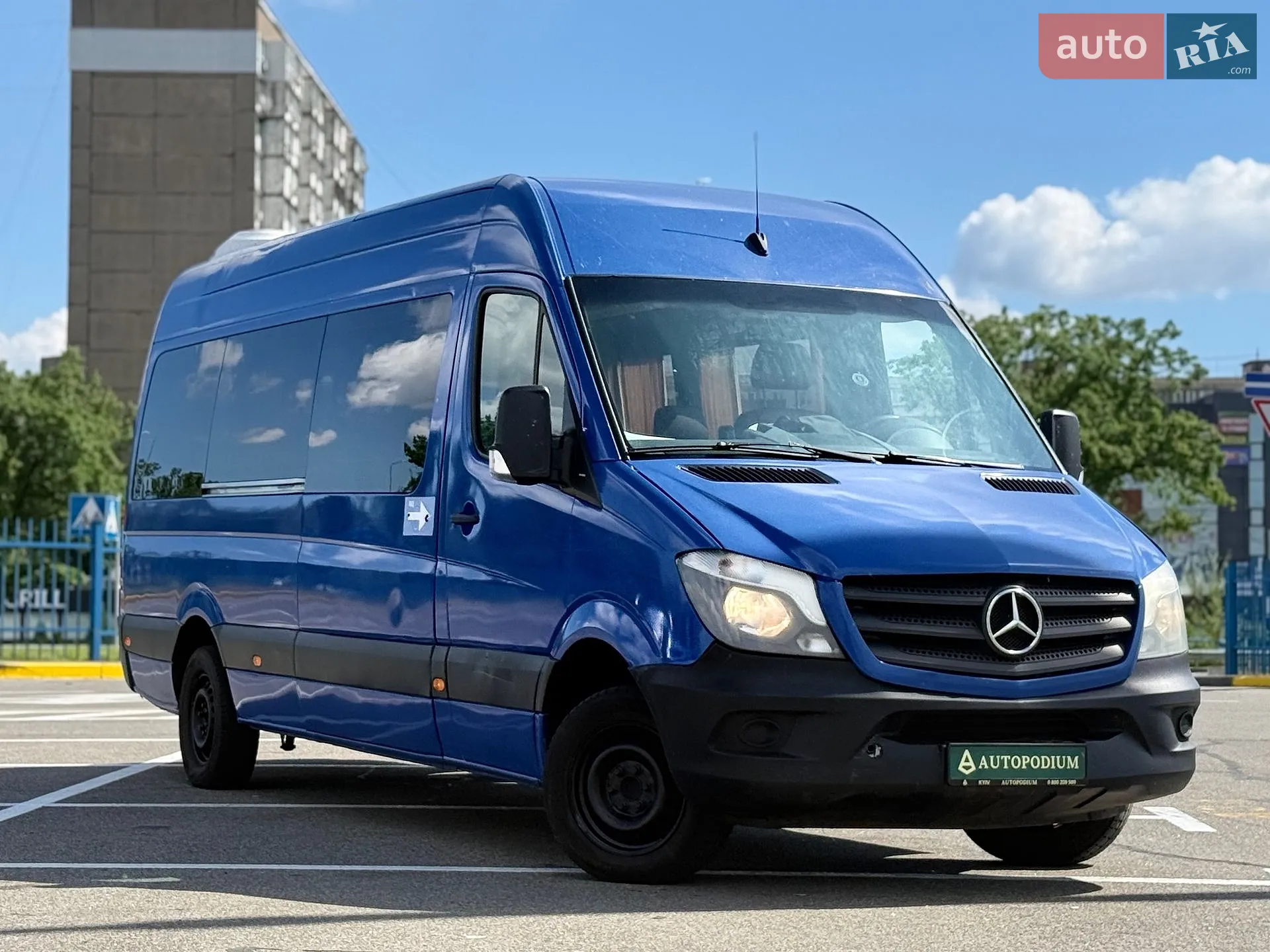 2016 Mercedes-Benz Sprinter - мініатюра 2