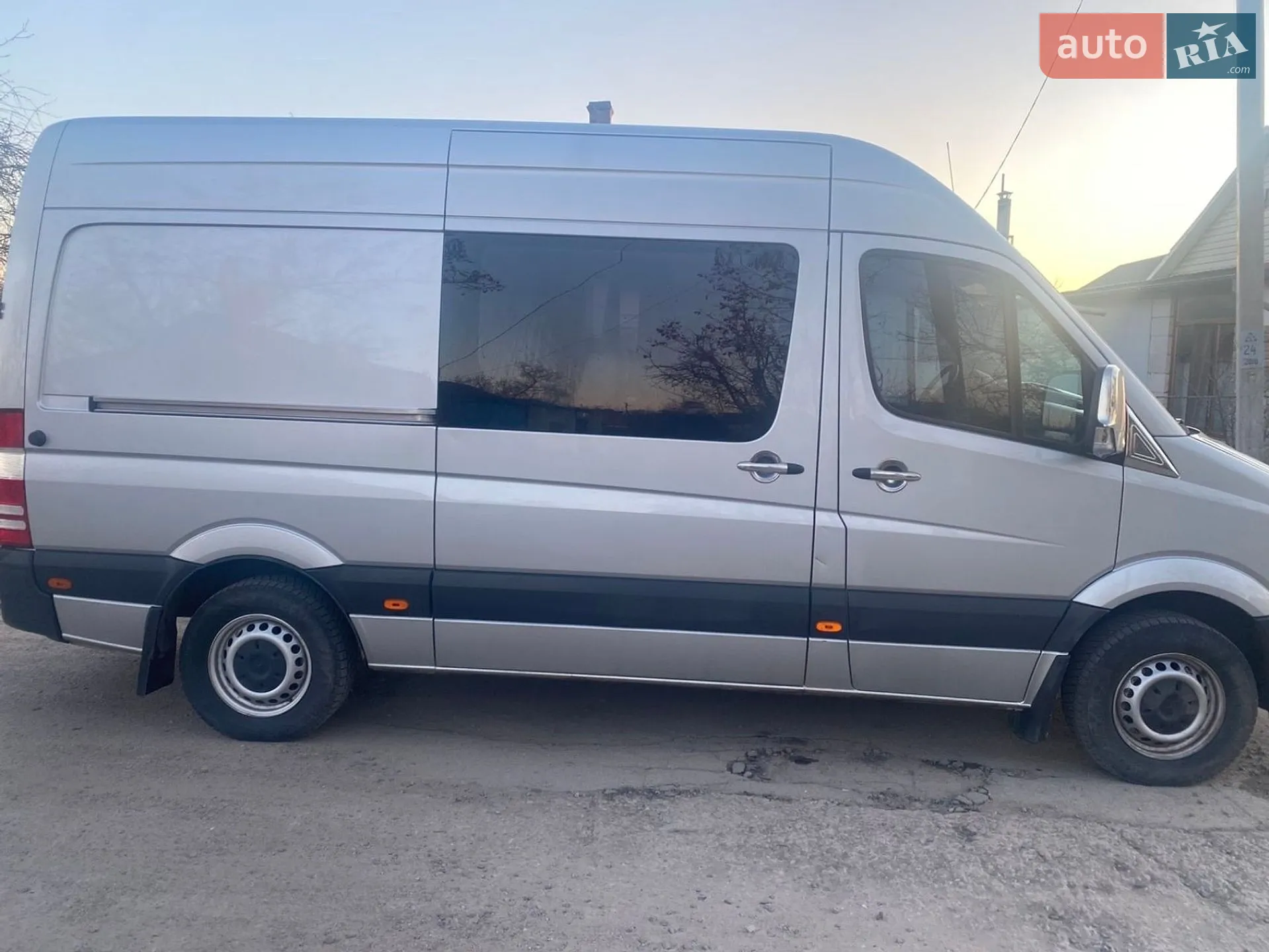 2012 Mercedes-Benz Sprinter - мініатюра 2